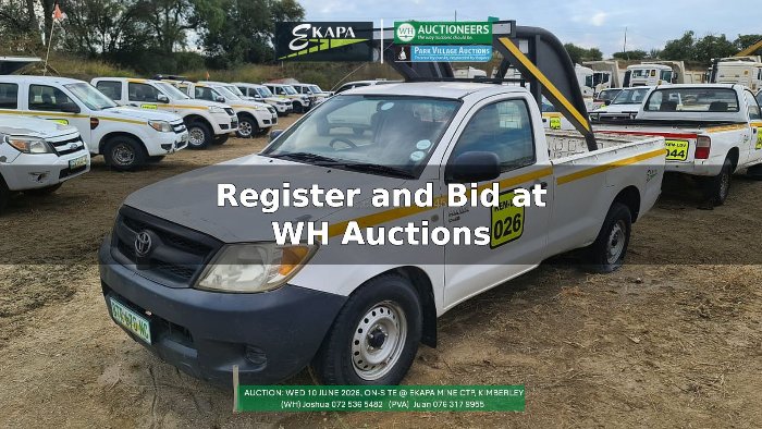 BTR670NC Toyota Hilux D-4D SRX S/Cab